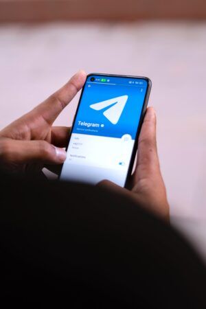 etiquetar tus mensajes guardados de Telegram